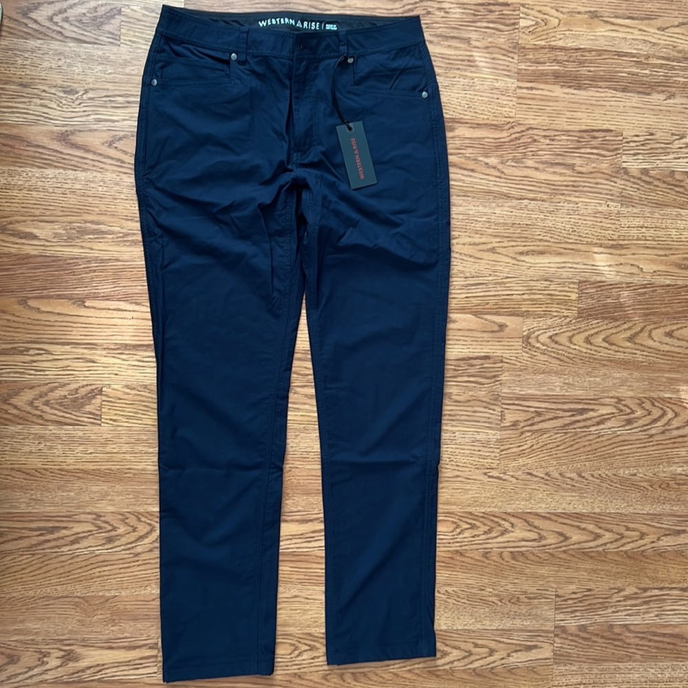 Western Rise men’s Traveller pants